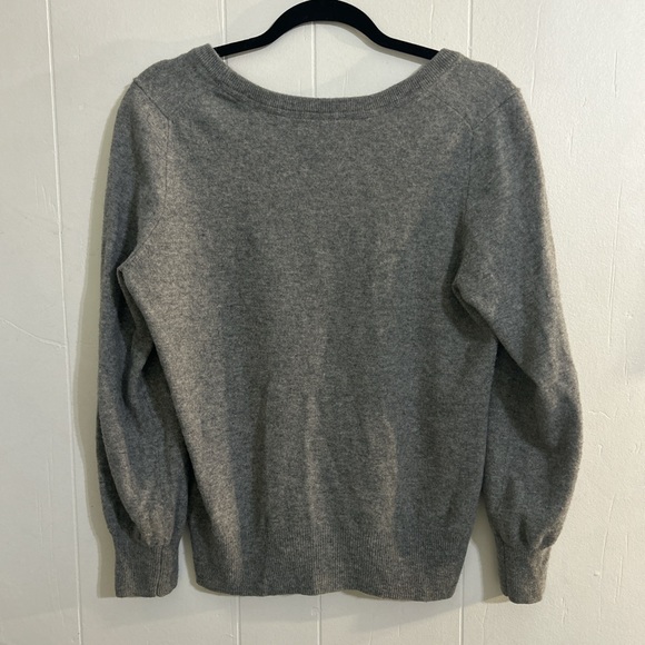 Lucky Brand Cozy Gray Wool Sweater - Size Large - Day of the Dead Skull pattern - Picture 3 of 6